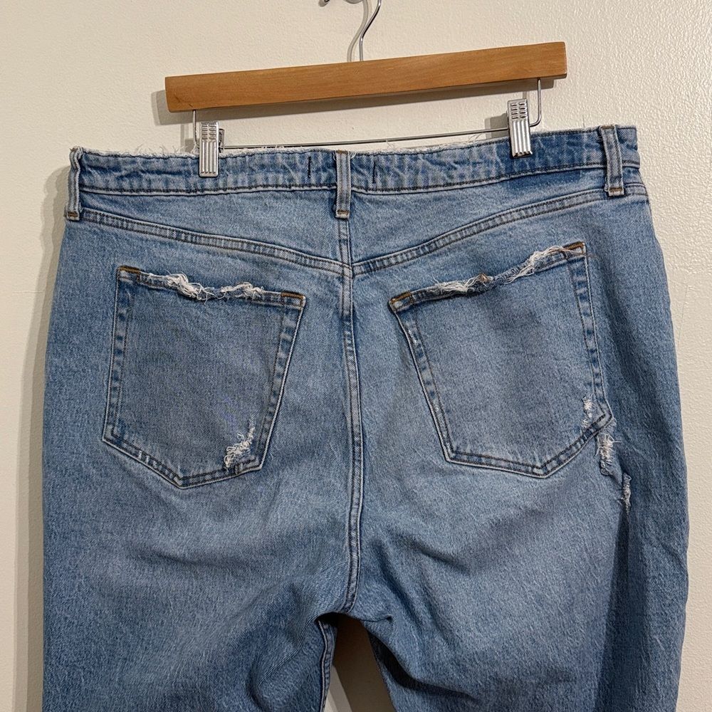 ABERCROMBIE & FITCH The Dad High Rise Jeans Womens Size 34/18R Distressed - Picture 6 of 8